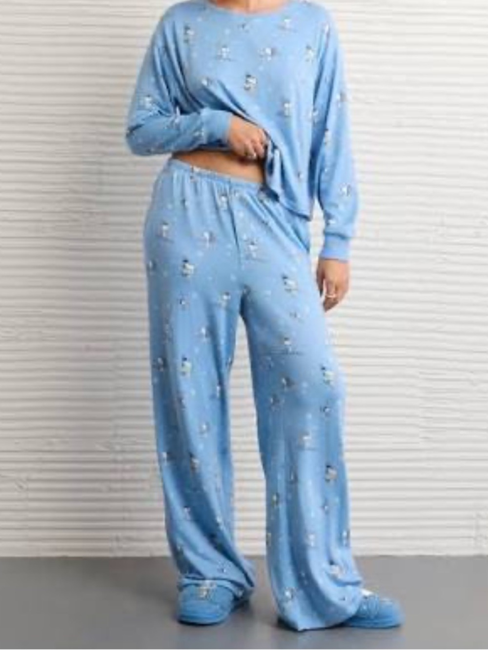 AE Snoopy Pajama Set